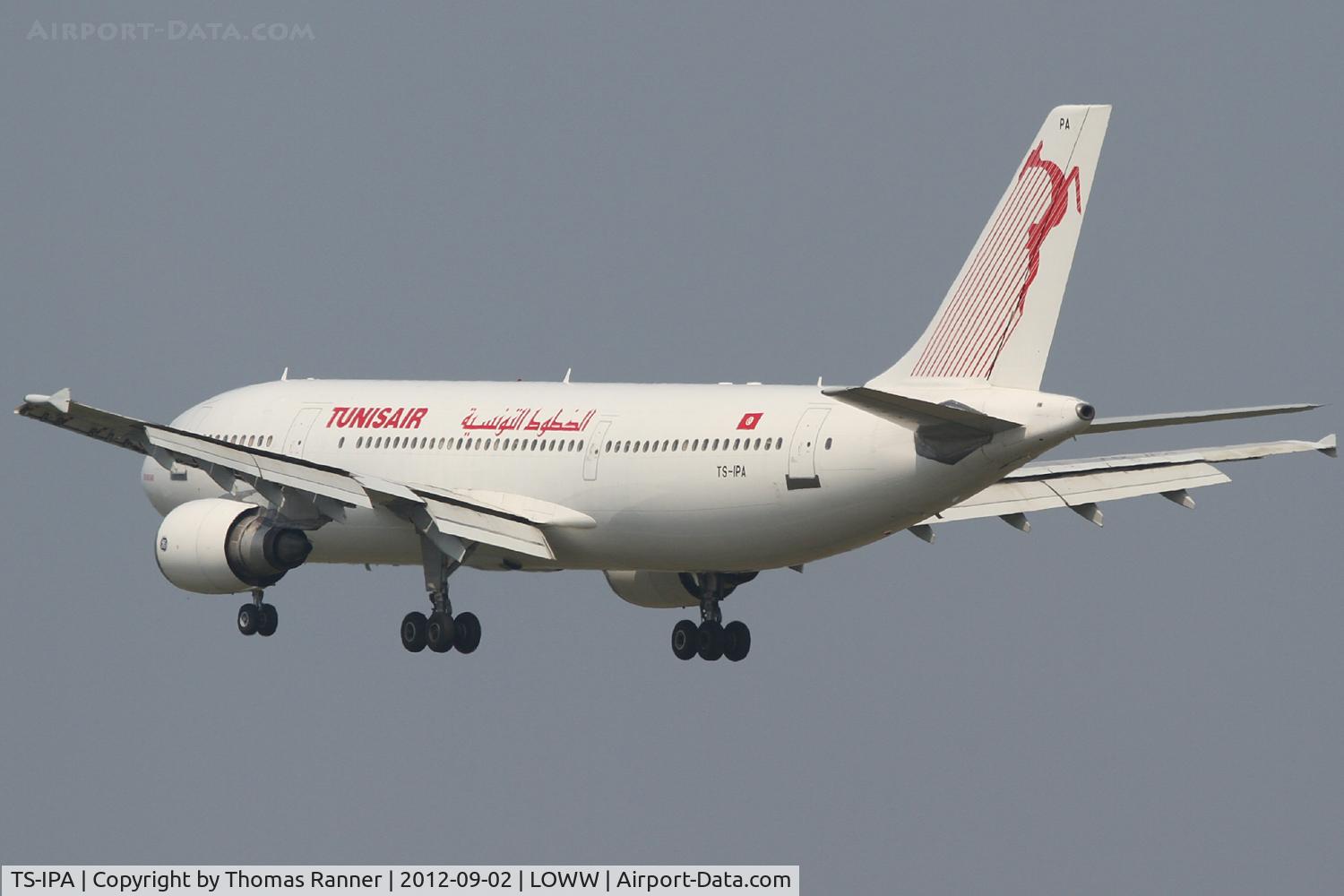 TS-IPA, 1990 Airbus A300B4-605R C/N 558, Tunisair Airbus A300