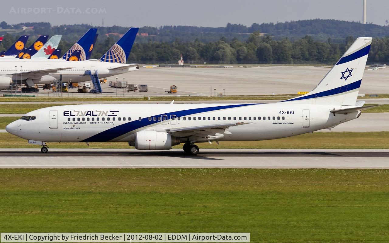 4X-EKI, 1999 Boeing 737-86N C/N 28587, departure from Munich