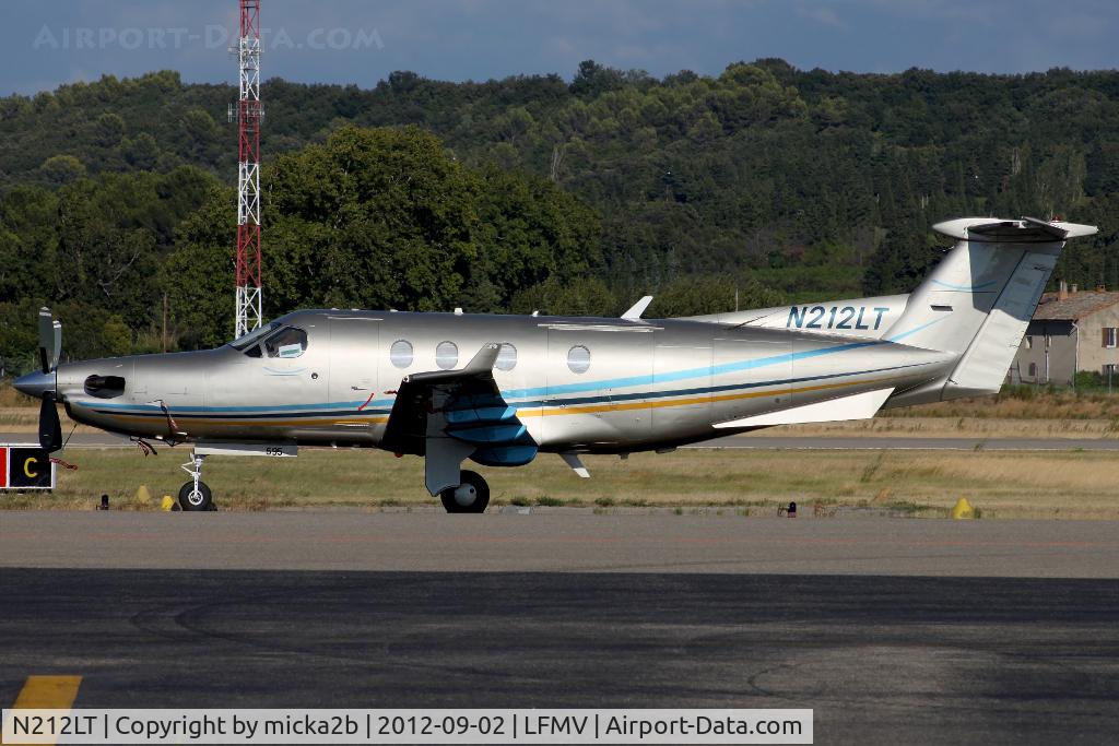 N212LT, 2004 Pilatus PC-12/45 C/N 595, Parked