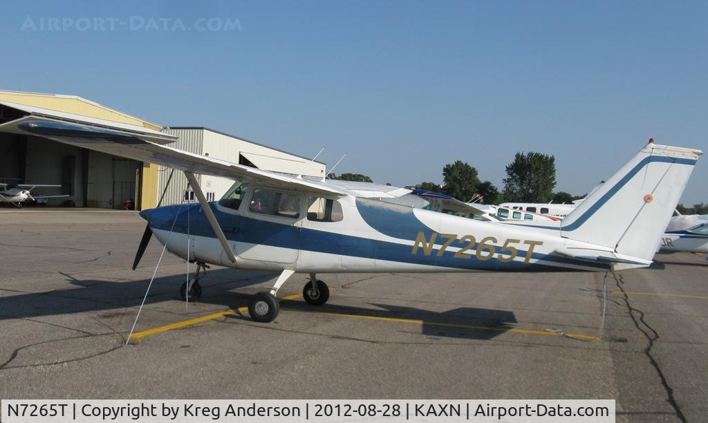 N7265T, 1959 Cessna 172A C/N 46865, Cessna 172A Skyhawk on the line.