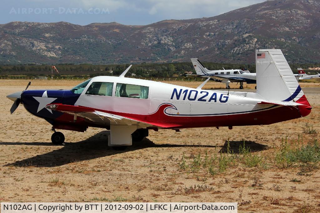 N102AG, 1981 Mooney M20K C/N 250613, Parking