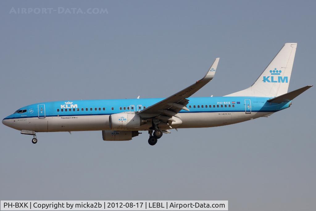 PH-BXK, 2000 Boeing 737-8K2 C/N 29598, Landing