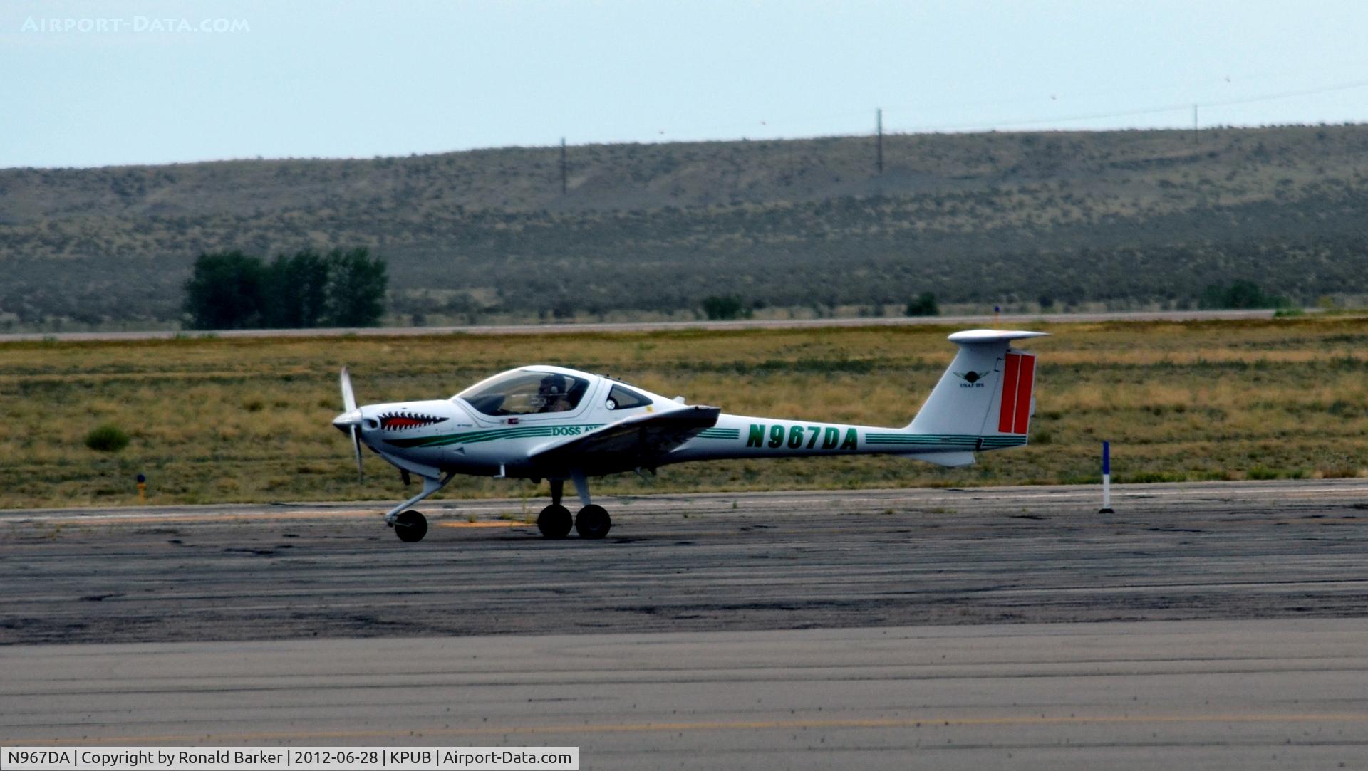 N967DA, Diamond DA-20C-1 Eclipse C/N C0577, Taxi Pueblo
