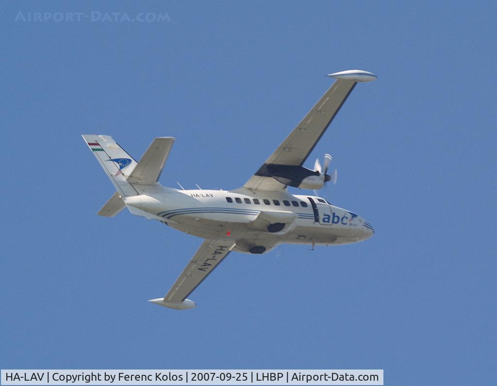 HA-LAV, 1989 Let L-410A Turbolet C/N 892215, Ferihegy