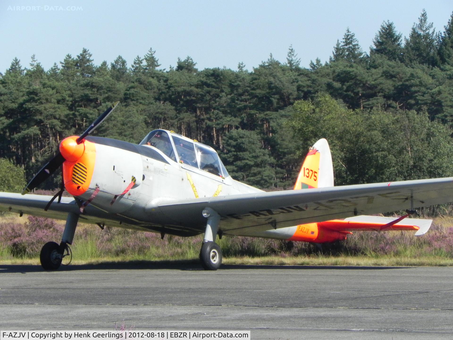 F-AZJV, 1961 OGMA DHC-1 Chipmunk T.20 C/N OGMA-65, Fly In