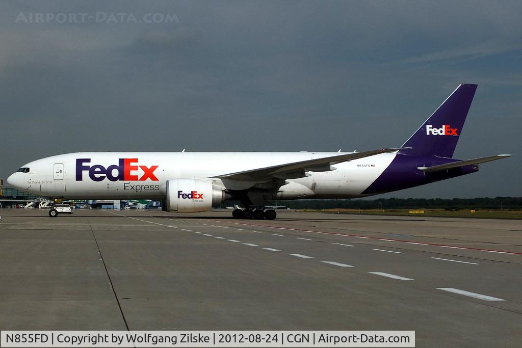 N855FD, 2010 Boeing 777-FS2 C/N 37726, visitor
