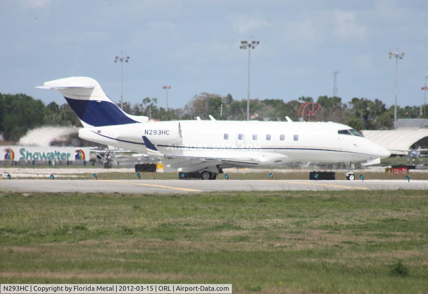 N293HC, 2011 Bombardier Challenger 300 (BD-100-1A10) C/N 20330, Challenger 300