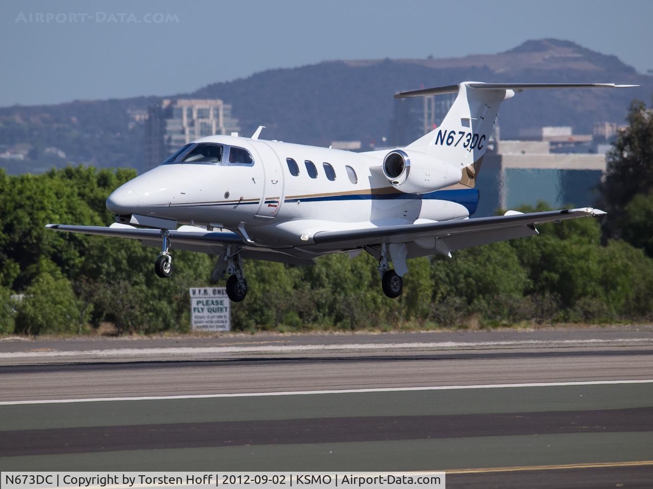 N673DC, 2008 Embraer EMB-500 Phenom 100 C/N 50000010, N673DC arriving on RWY 21