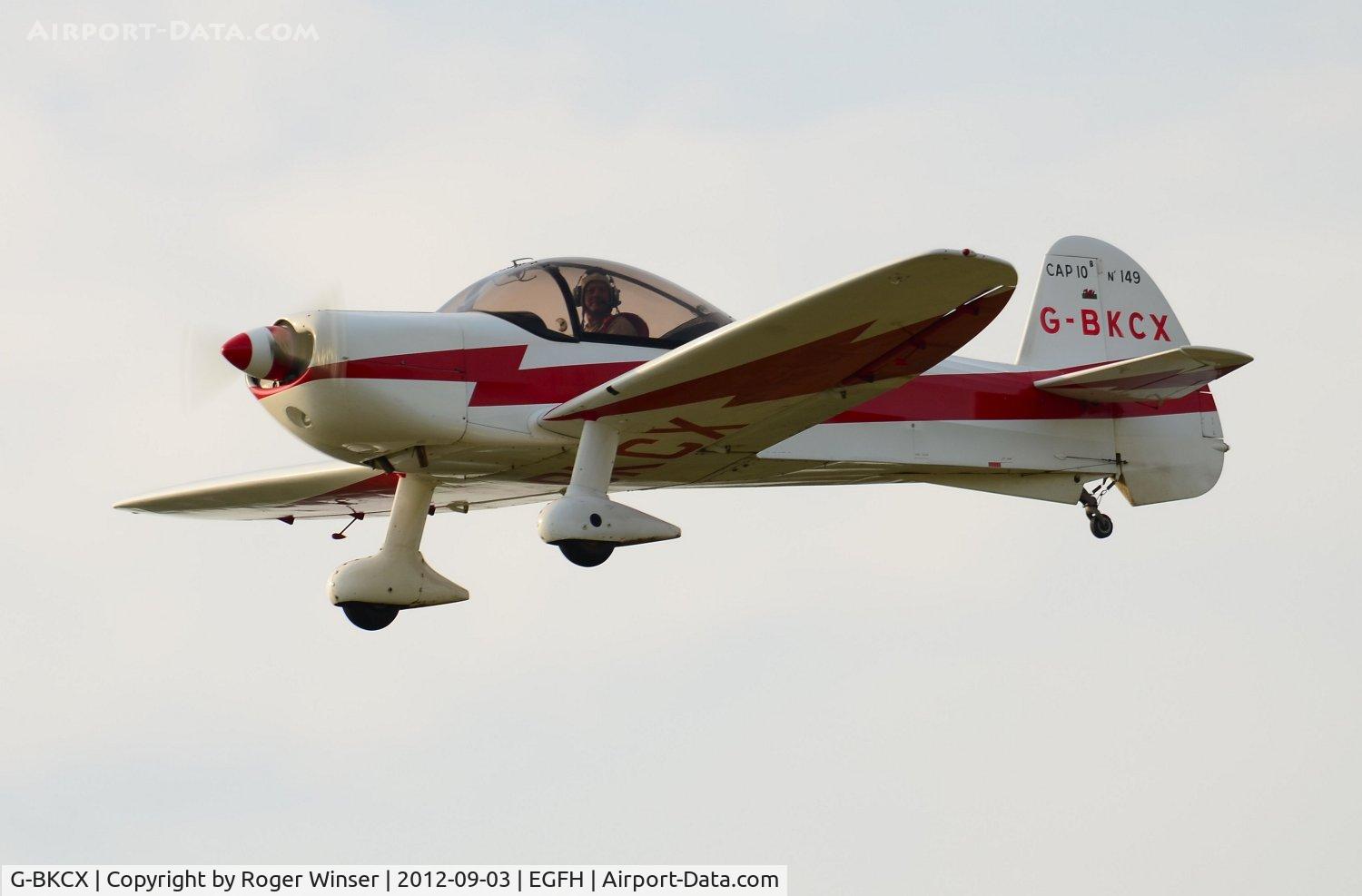 G-BKCX, 1982 Mudry CAP-10B C/N 149, Flypast by a sporty CAP 10B.