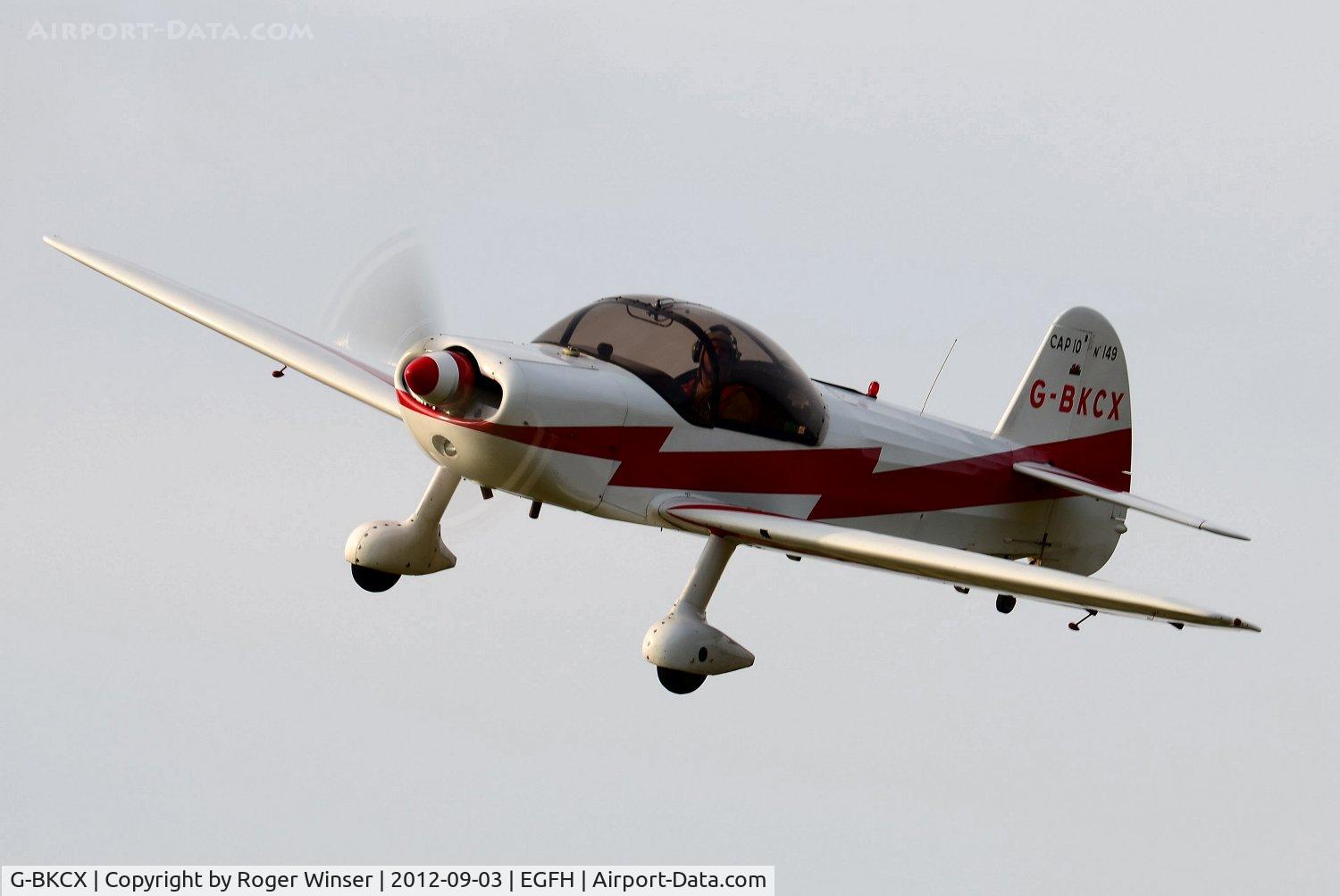 G-BKCX, 1982 Mudry CAP-10B C/N 149, Flypast by a sporty CAP 10B.