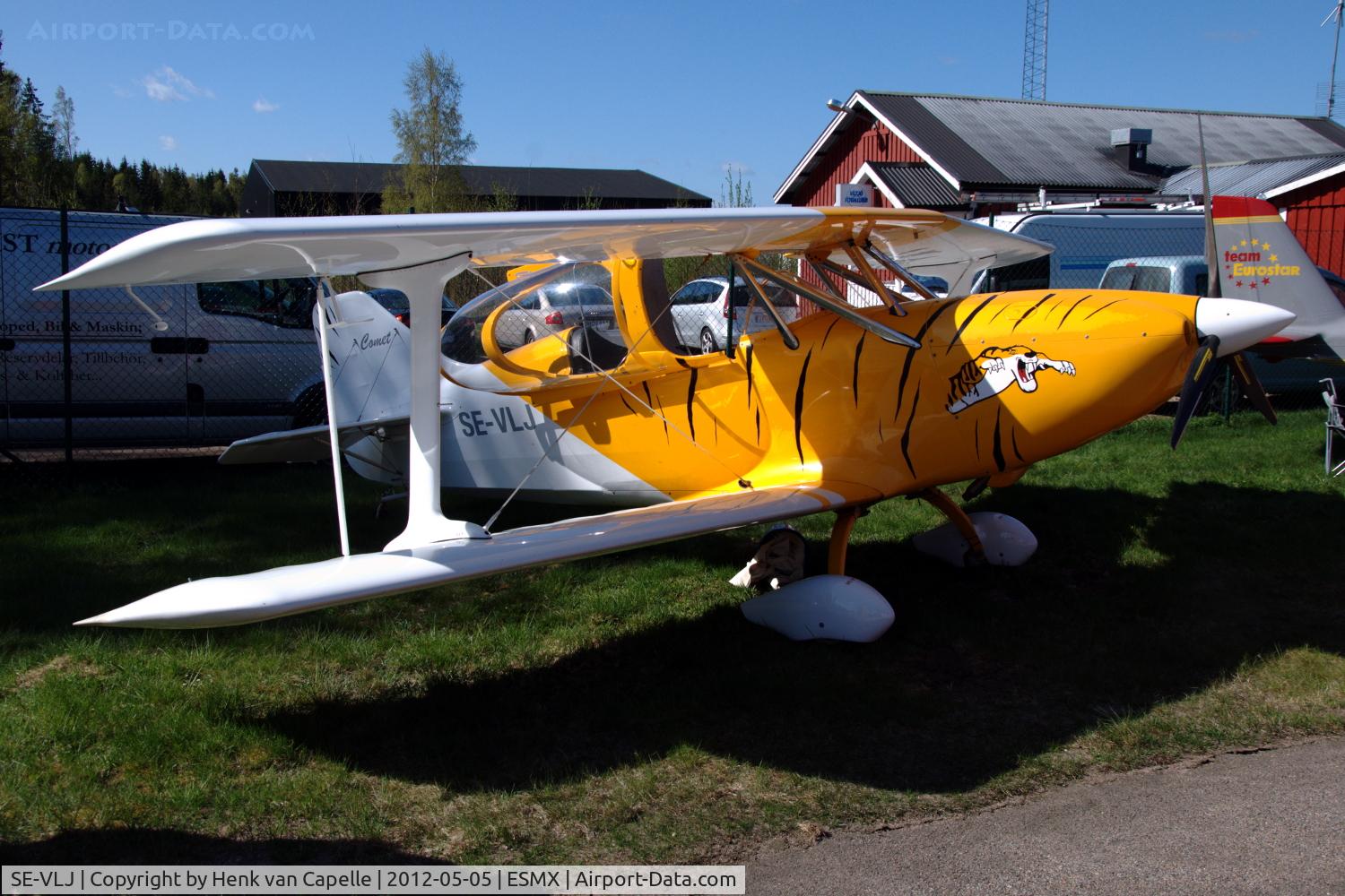 SE-VLJ, 2005 B & F Funk FK-12 Comet C/N 012-016, B&F FK-12 Comet with a very smart tiger colourscheme at Småland Airport, Växjö, Sweden.