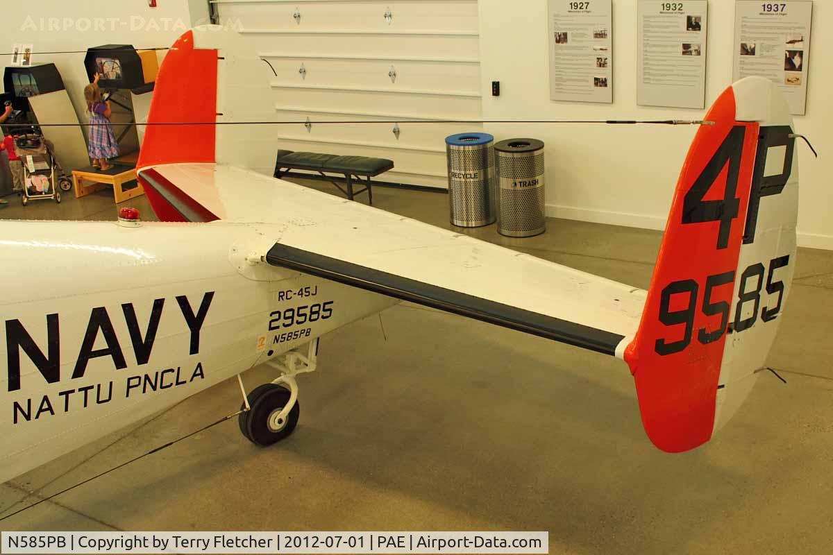 N585PB, 1944 Beech RC-45J Expeditor C/N 7121, Tail of 1944 Beech RC-45J, c/n: 029585