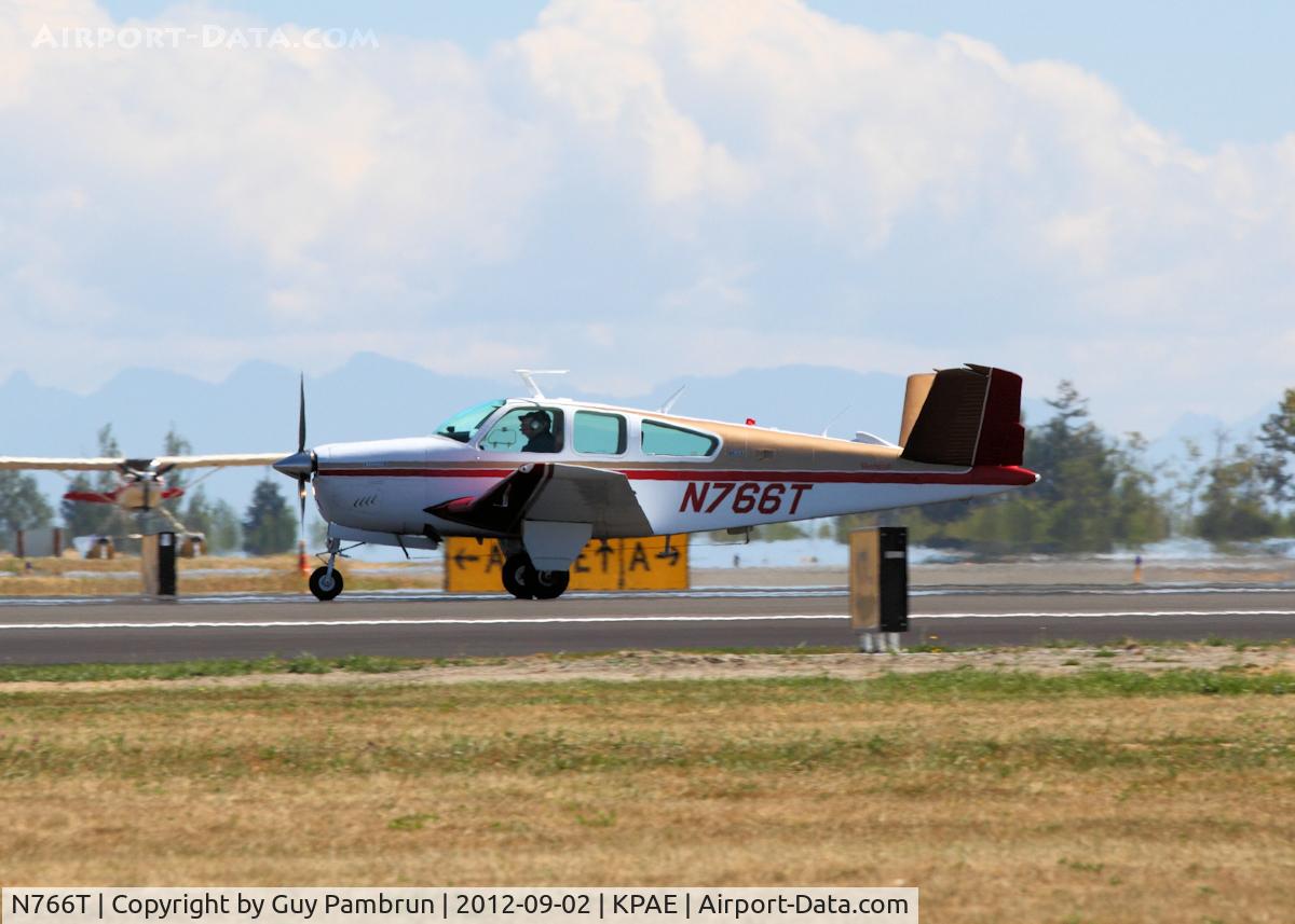 N766T, 1973 Beech V35B Bonanza C/N D-9445, Departing