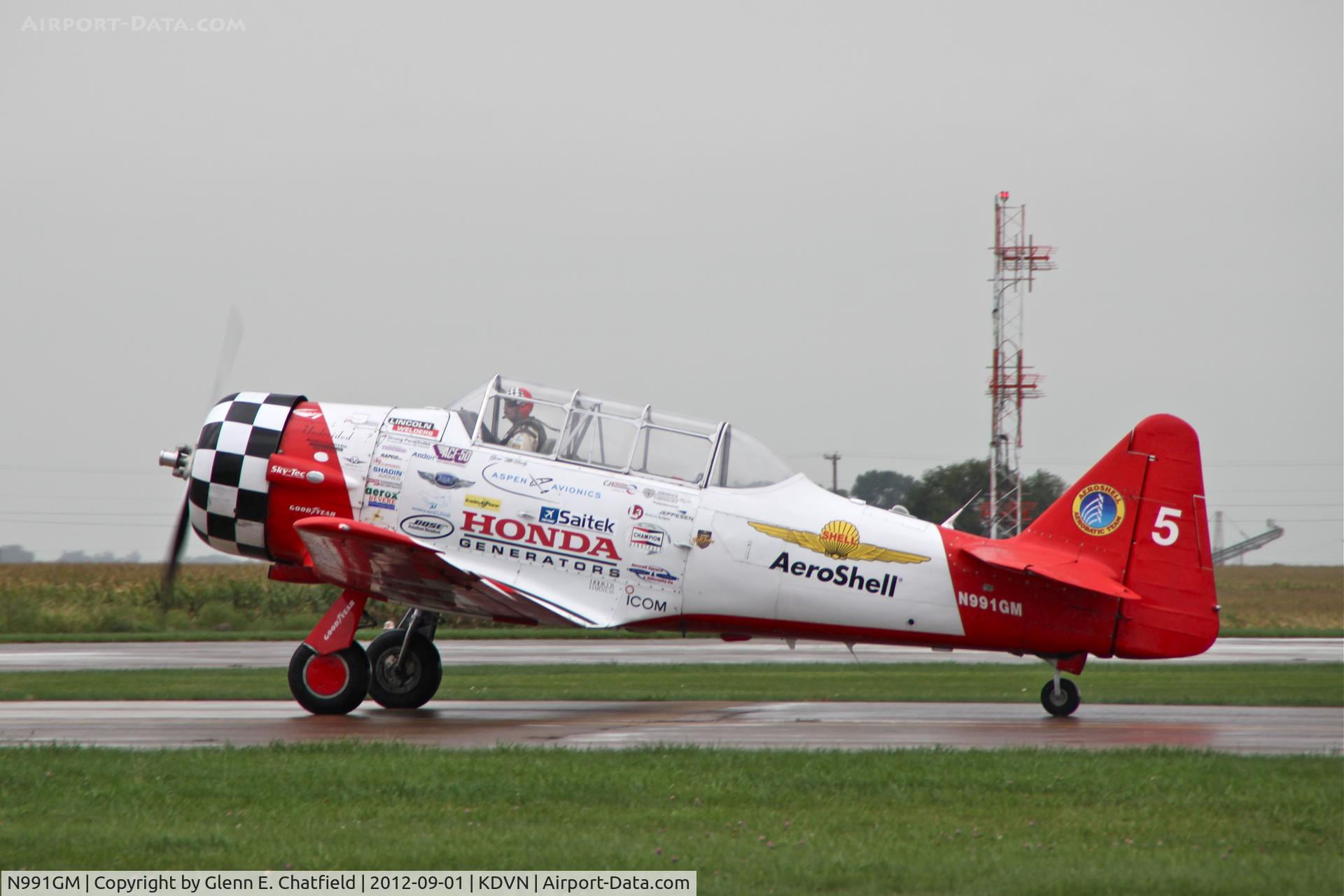 N991GM, 1941 North American AT-6C Texan C/N 88-17575, Quad Cities Air Show