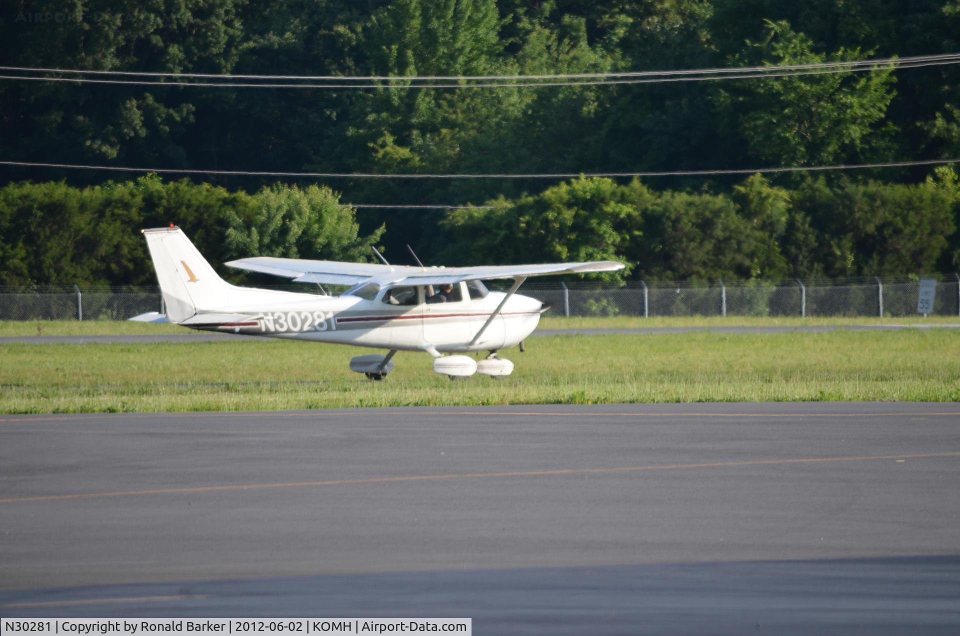 N30281, 1974 Cessna 172M C/N 17264134, Taxi Orange