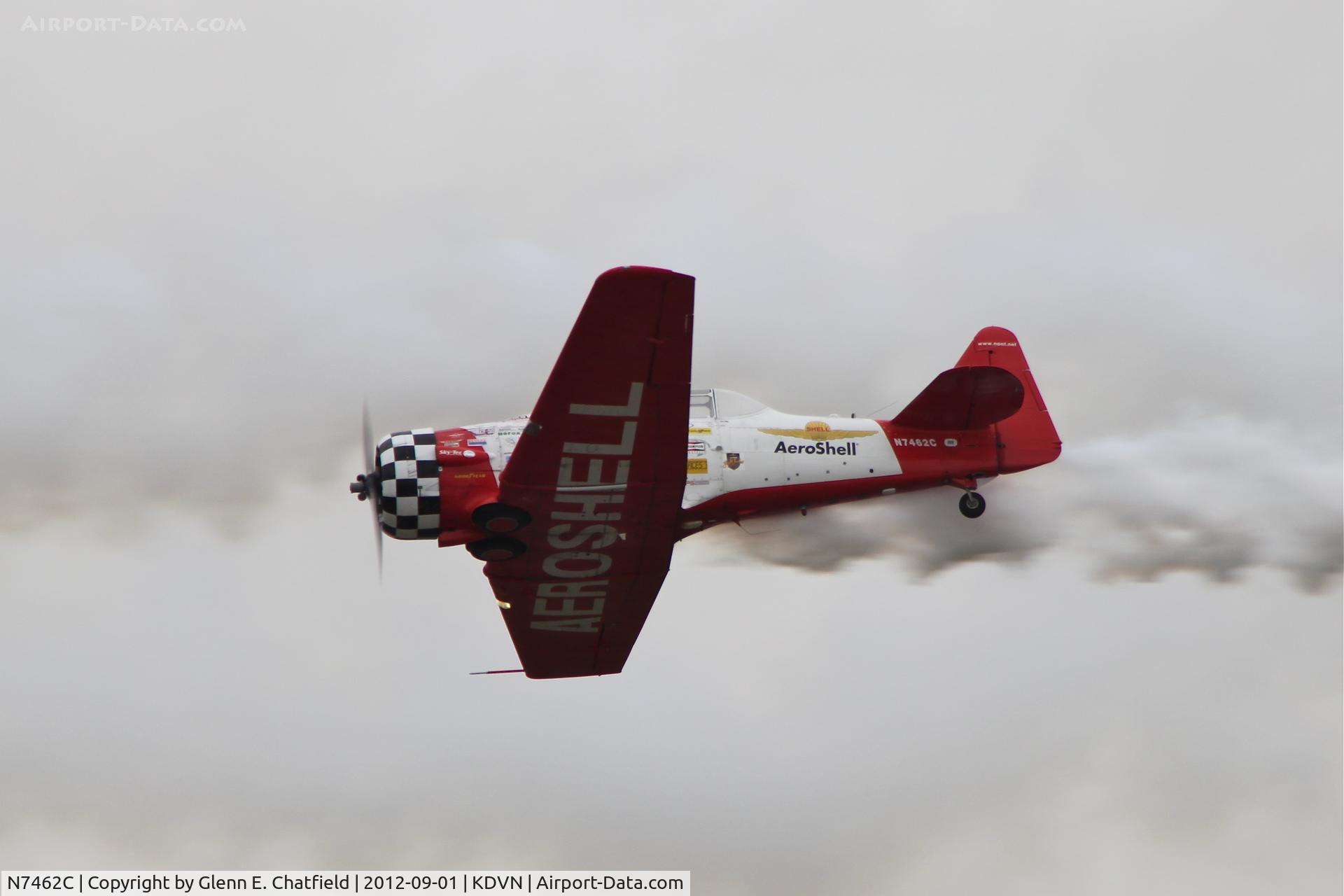 N7462C, North American AT-6B Texan C/N 121-43211, Quad Cities Air Show