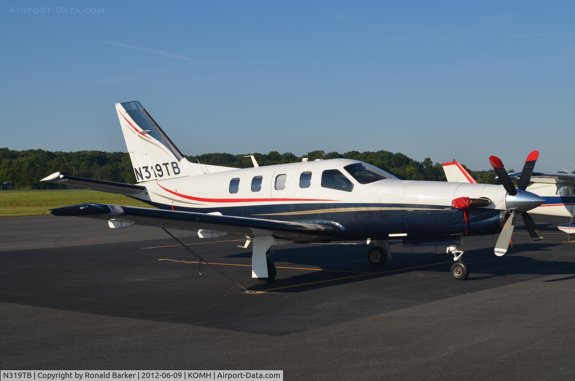 N319TB, 2005 Socata TBM-700 C/N 319, Orange