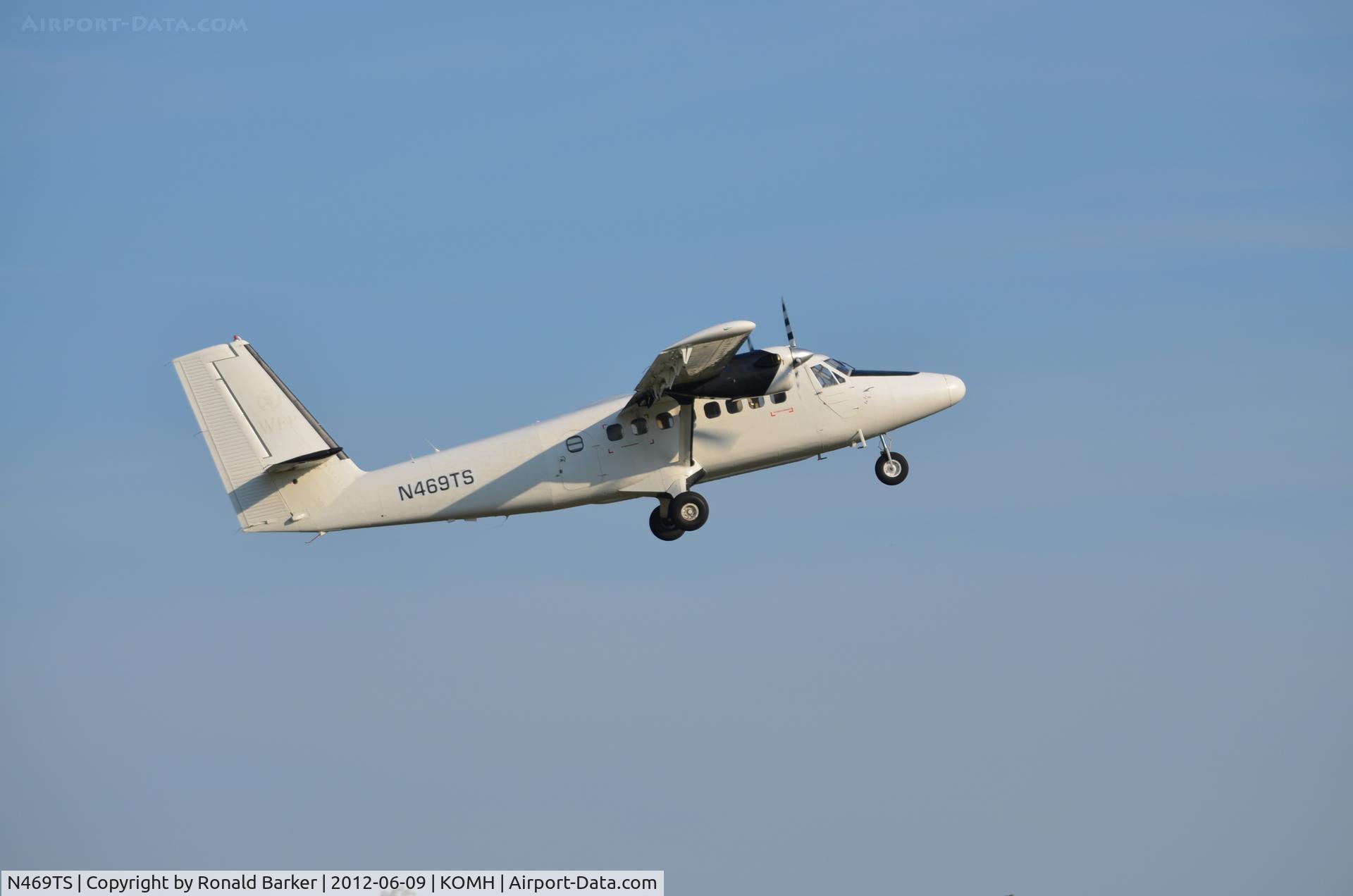 N469TS, 1968 De Havilland Canada DHC-6-200 Twin Otter C/N 149, Takeoff Orange