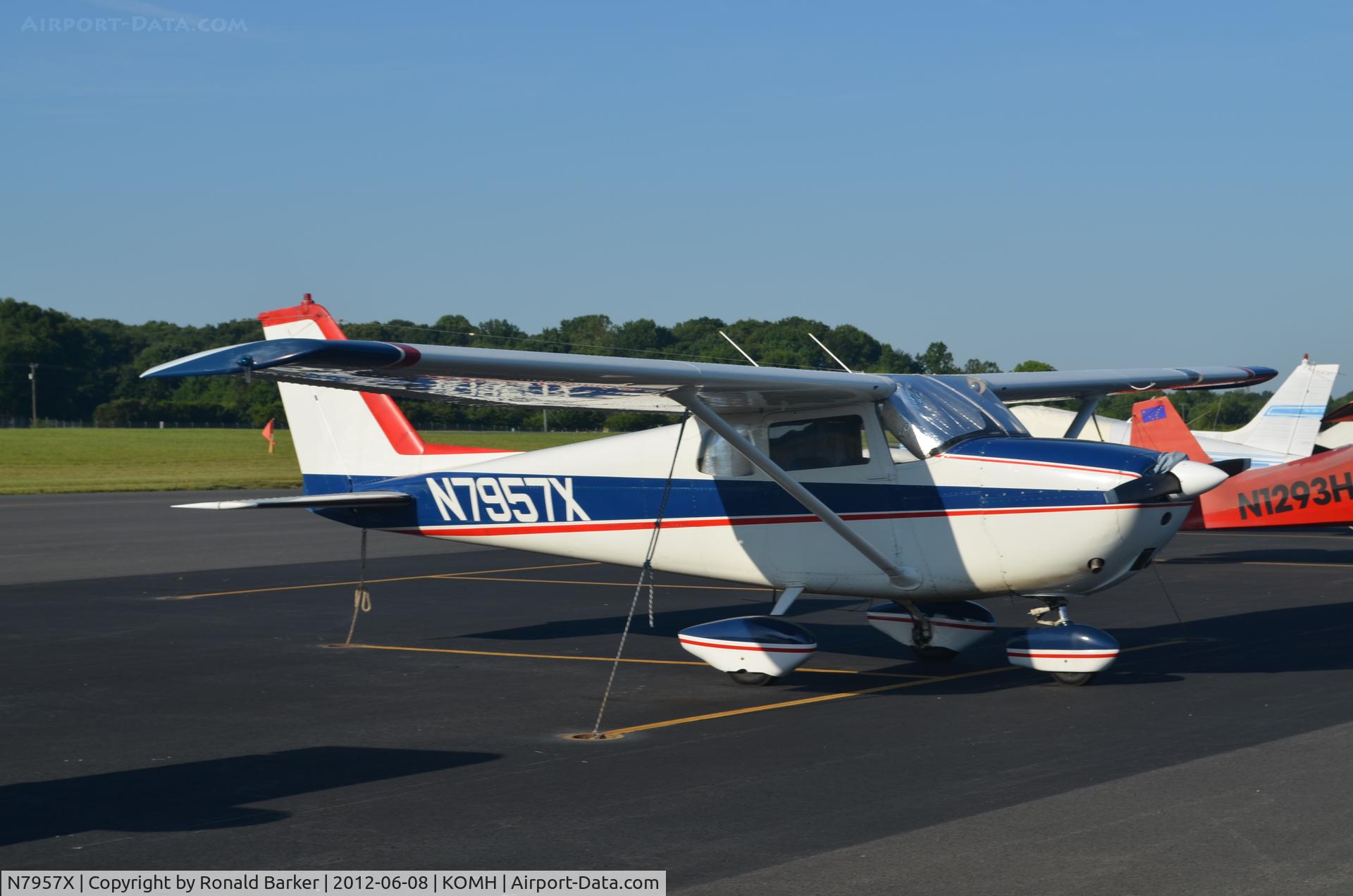 N7957X, 1961 Cessna 172B C/N 17248457, Orange