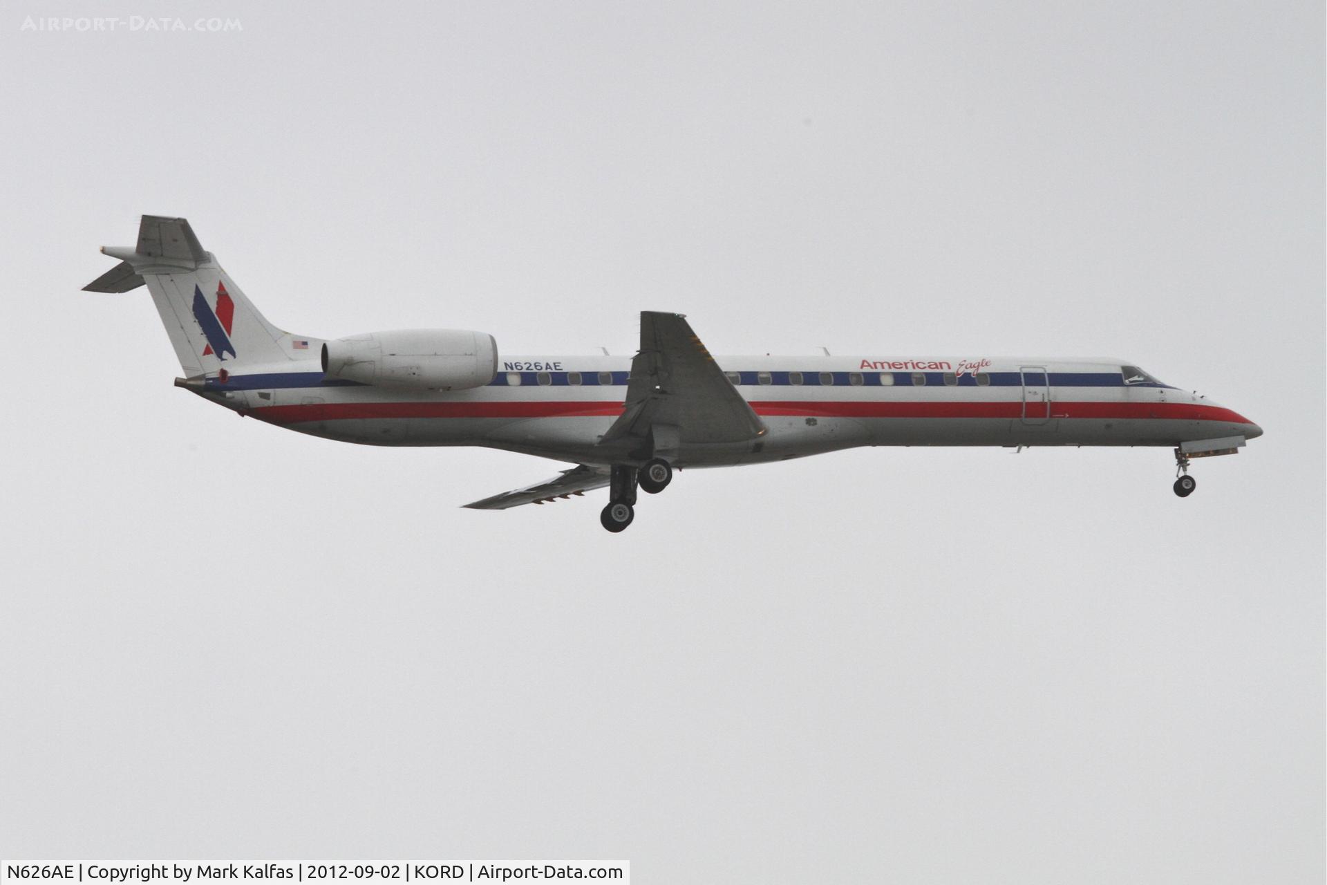 N626AE, 1999 Embraer ERJ-145LR (EMB-145LR) C/N 145117, American Eagle Embraer EMB-145LR, EGF4143 arriving from KBUF, RWY 10 approach KORD.