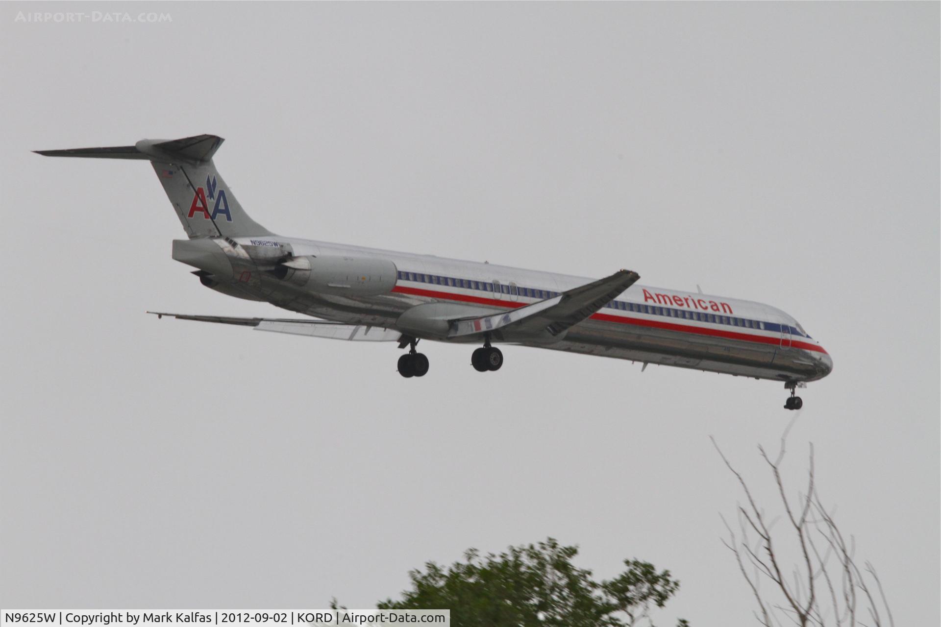 N9625W, 1998 McDonnell Douglas MD-83 (DC-9-83) C/N 53595, American Airlines Mcdonnell Douglas DC-9-83, AAL2224 arriving from KLAS, RWY 10 approach KORD.