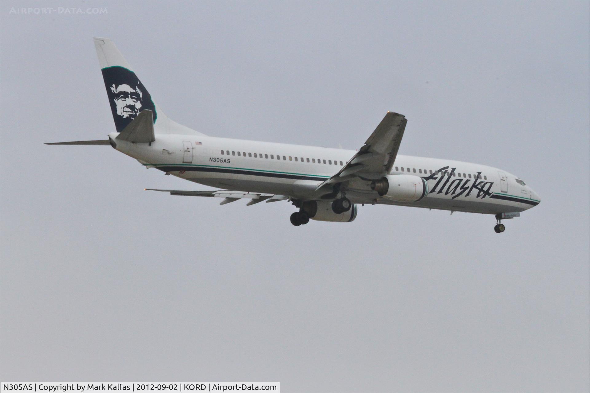 N305AS, 2000 Boeing 737-990 C/N 30013, Alaska Airlines Boeing 737-990, ASA90 arriving from KSEA, RWY 10 approach KORD.