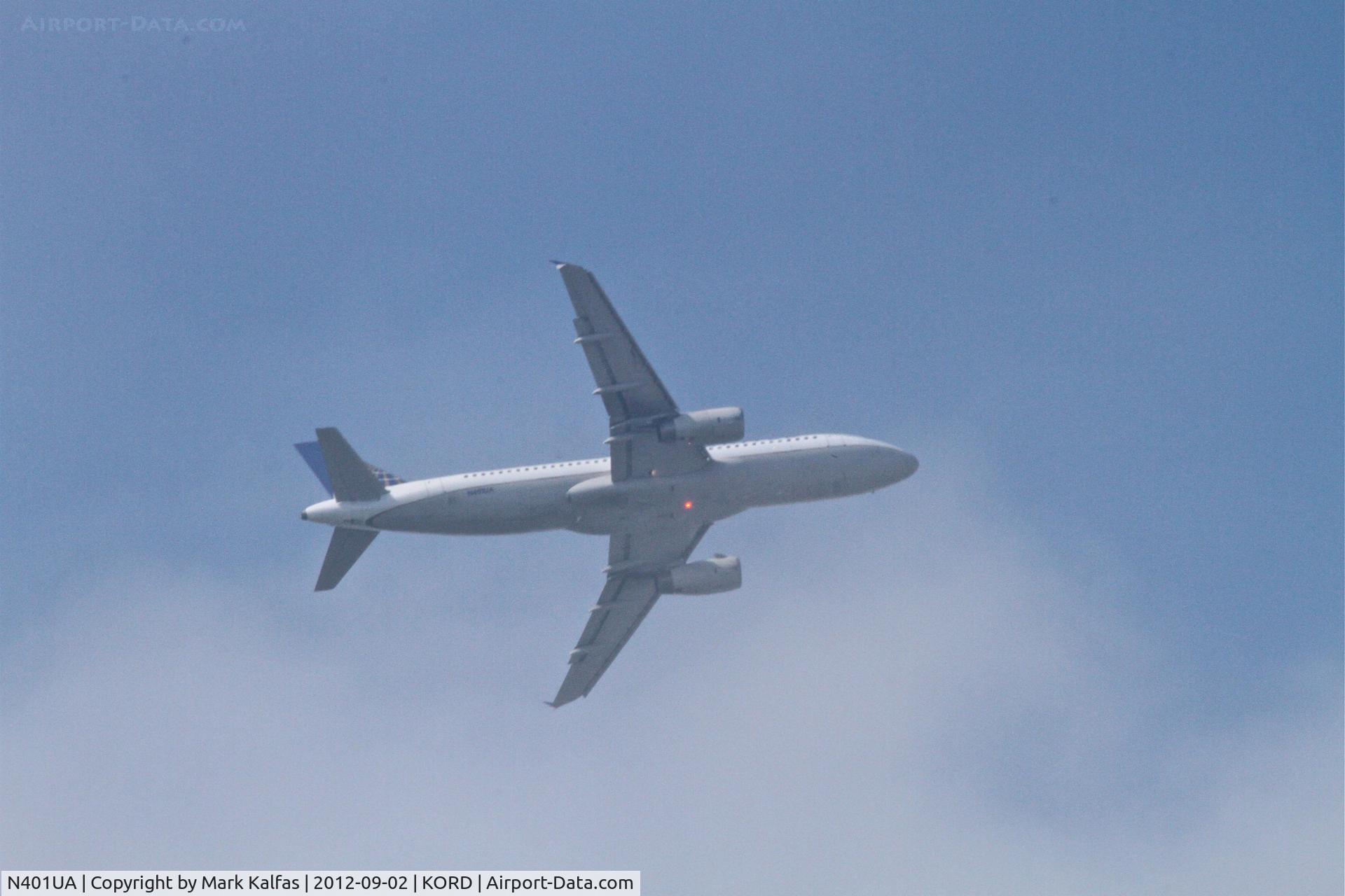 N401UA, 1993 Airbus A320-232 C/N 435, United Airlines Airbus A320-232, UAL620 arriving from Vancouver Int'l /CYVR, on a missed approach RWY 10 (with a climbing left turn to the North) KORD.