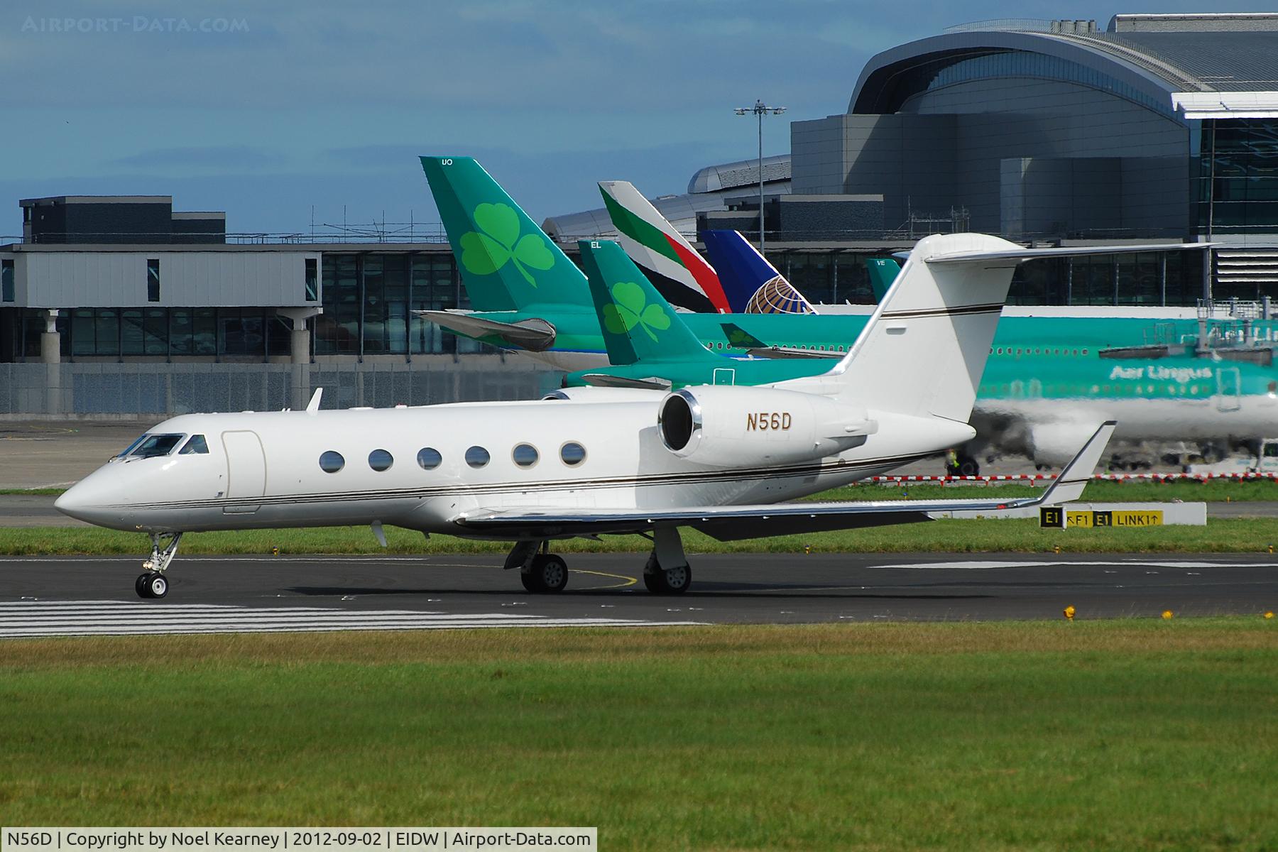 N56D, 1997 Gulfstream Aerospace G-IV C/N 1309, Lined up for departure off Rwy 28 at EIDW.