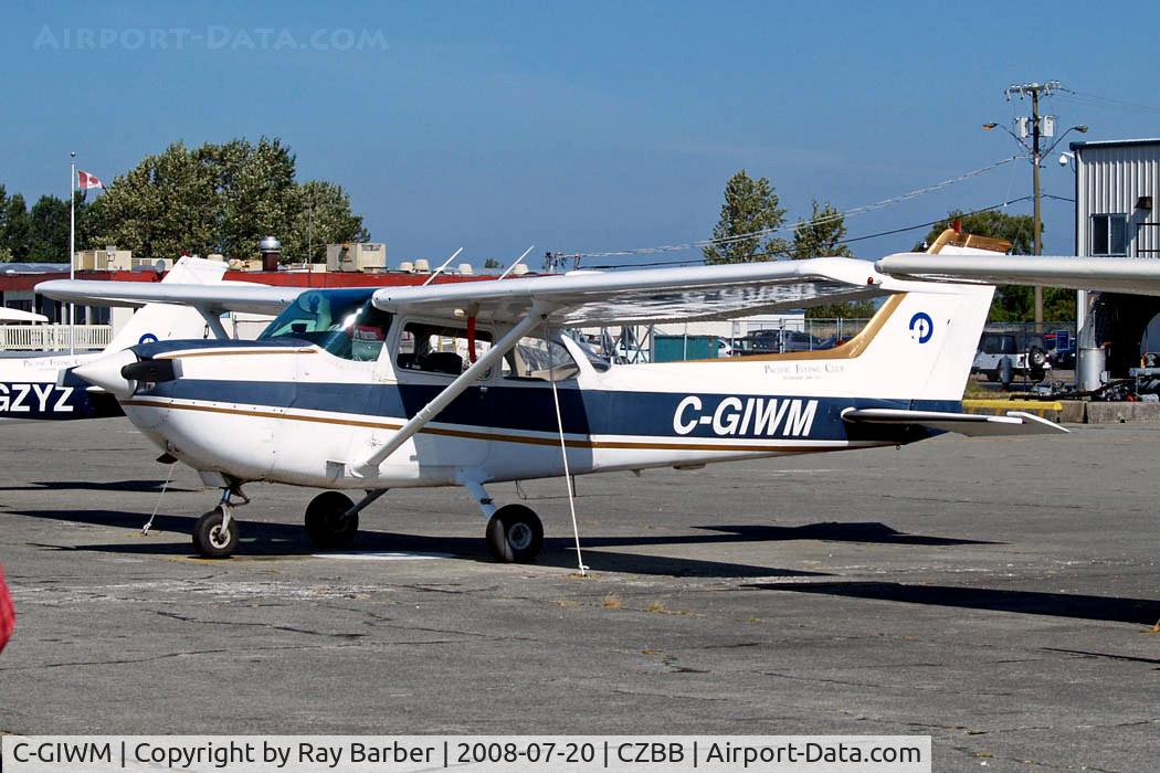 C-GIWM, 1977 Cessna R172K Hawk XP C/N R1722436, Cessna R.172K Hawk XP [R172-2436] Boundary Bay~C 20/07/2008