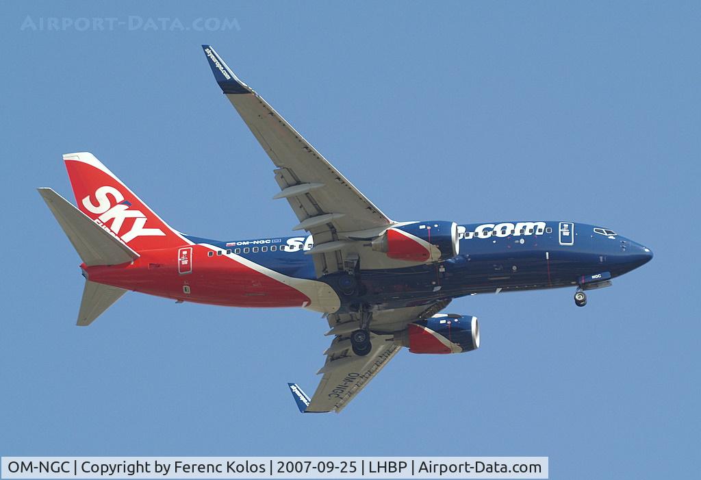 OM-NGC, 2006 Boeing 737-76N C/N 32696, Ferihegy