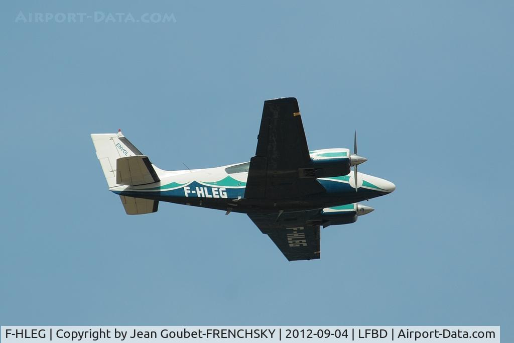 F-HLEG, 1969 Beech 95-B55 Baron Baron C/N TC-1272, touch and go, Envol 2001 SARL