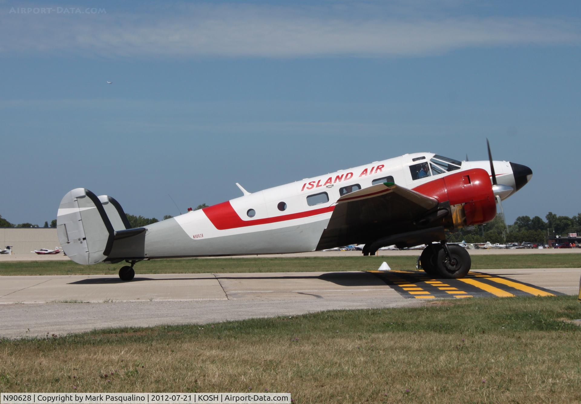 N90628, Beech D18S C/N A-809, Beech D18S