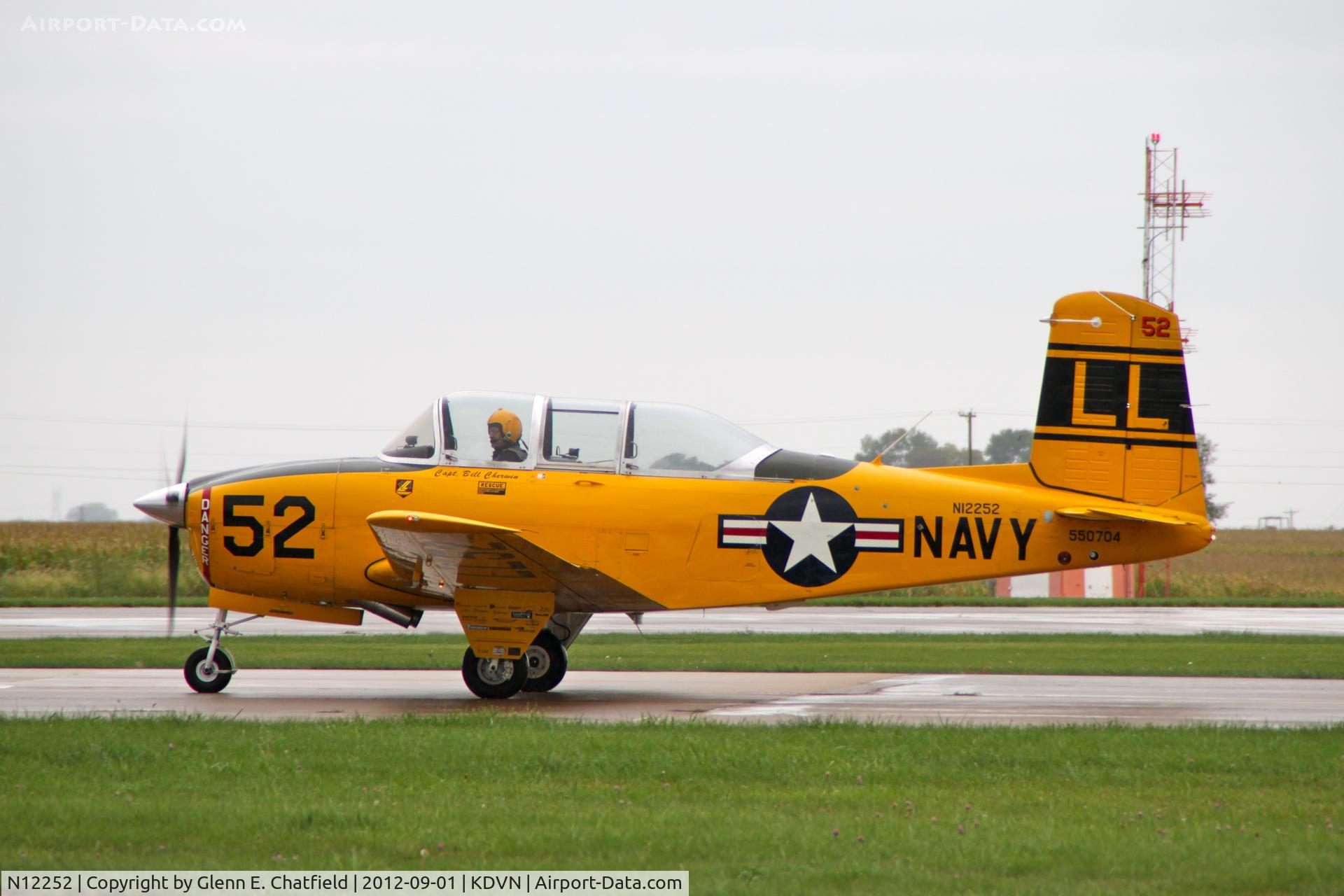 N12252, 1965 Beech A45 C/N G-704, Quad Cities Air Show