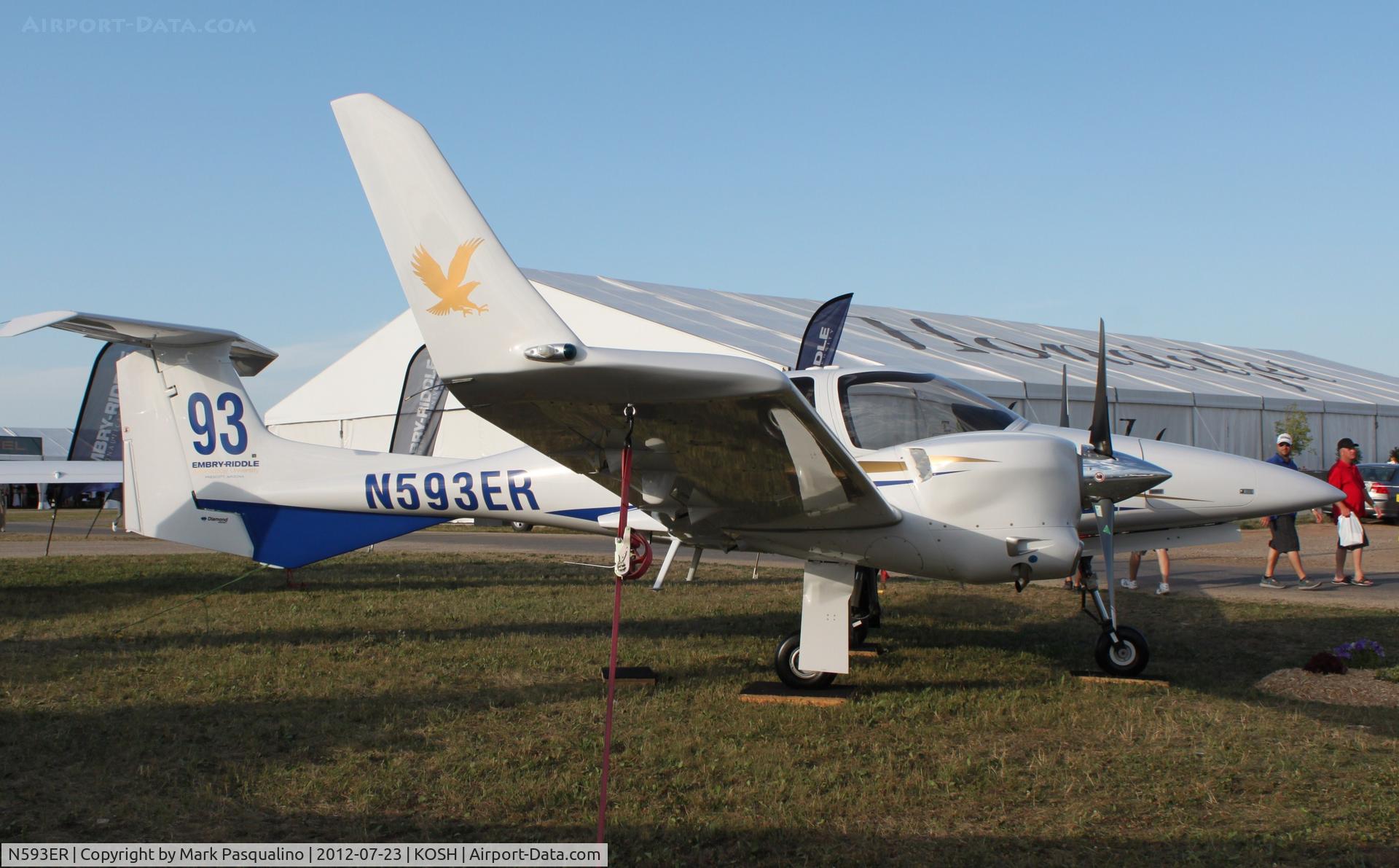 N593ER, Diamond DA-42NG Twin Star C/N 42.NC001, Diamond DA 42 NG