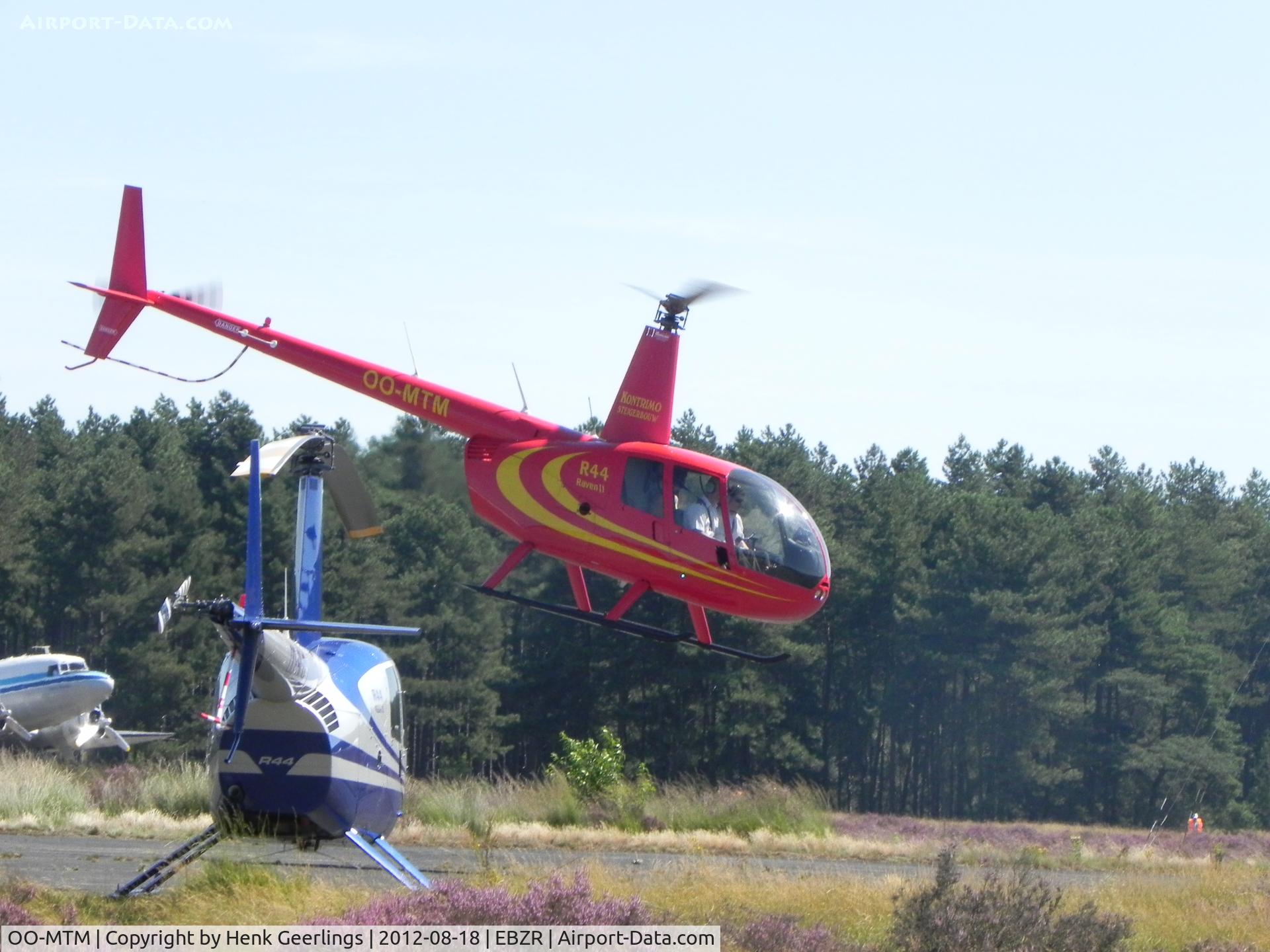 OO-MTM, 2006 Robinson R44 Raven II C/N 11420, Fly In