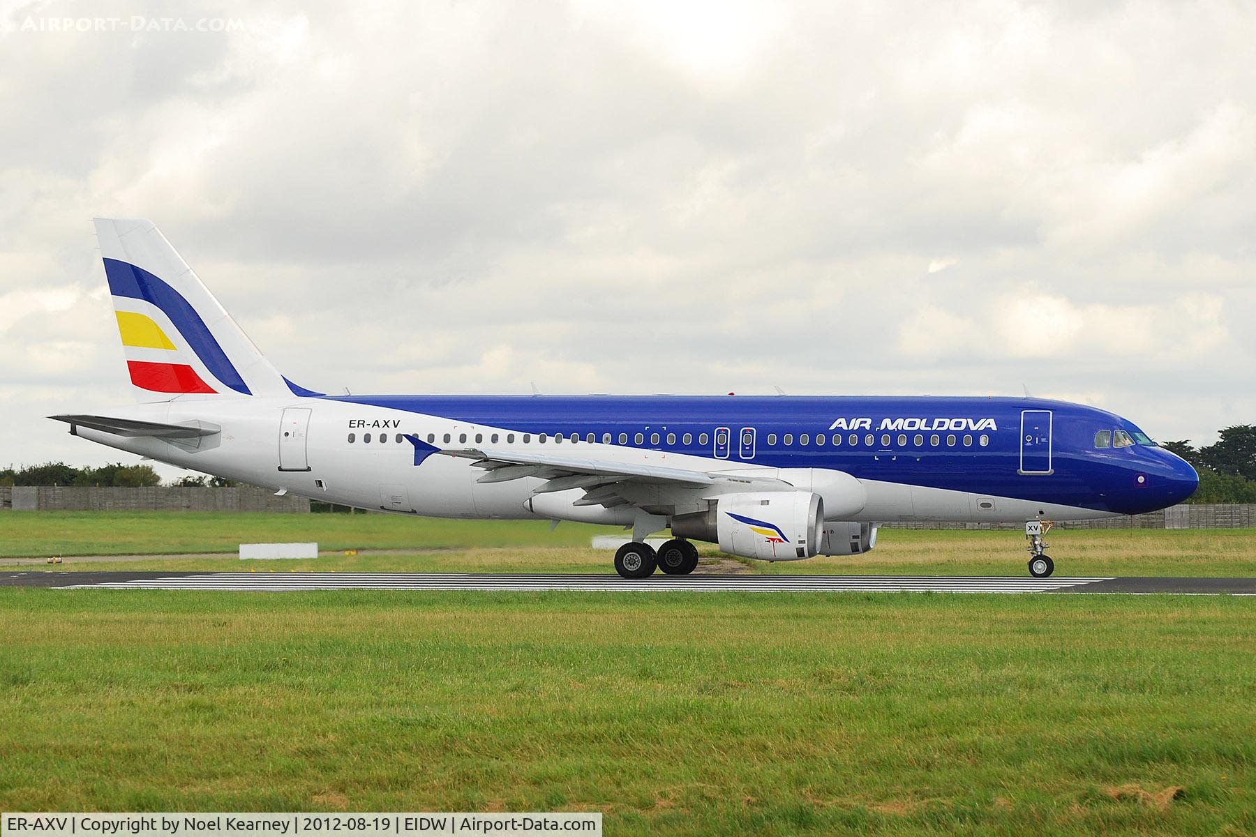 ER-AXV, 1996 Airbus A320-211 C/N 622, Operated by Air Moldova and about to depart off Rwy 10 at Dublin Airport.