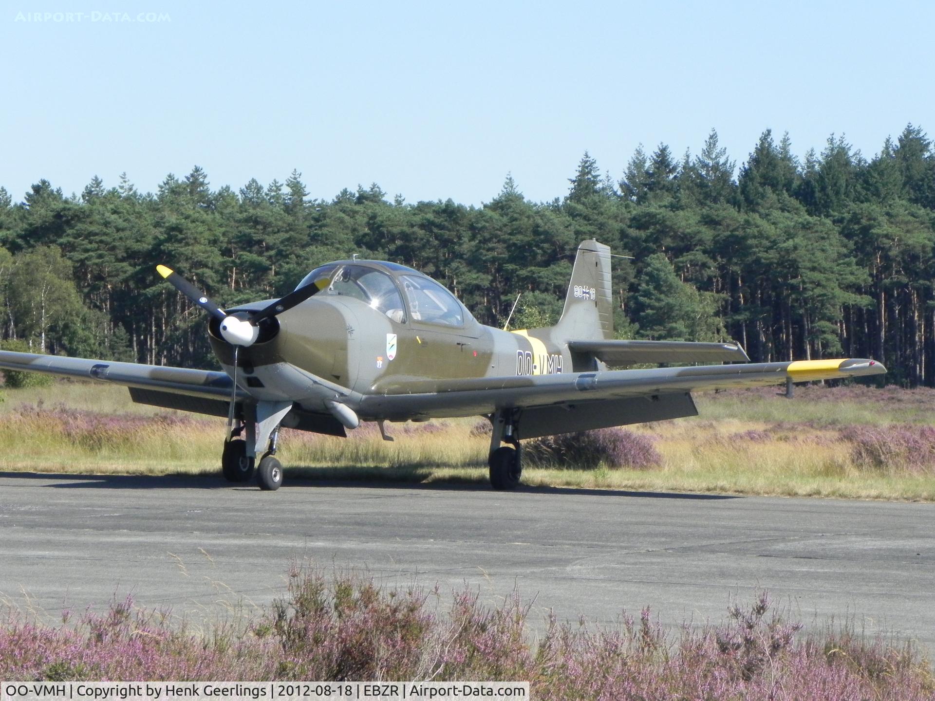 OO-VMH, 1958 Piaggio FWP-149D C/N 026, Fly In