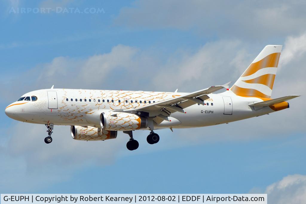 G-EUPH, 2000 Airbus A319-131 C/N 1225, On approach for r/w 25L