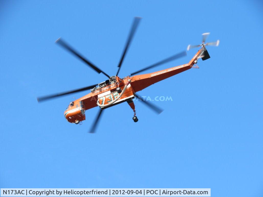 N173AC, 1967 Sikorsky S-64E C/N 64015, Starting to turn northbound and head towards the Williams Fire