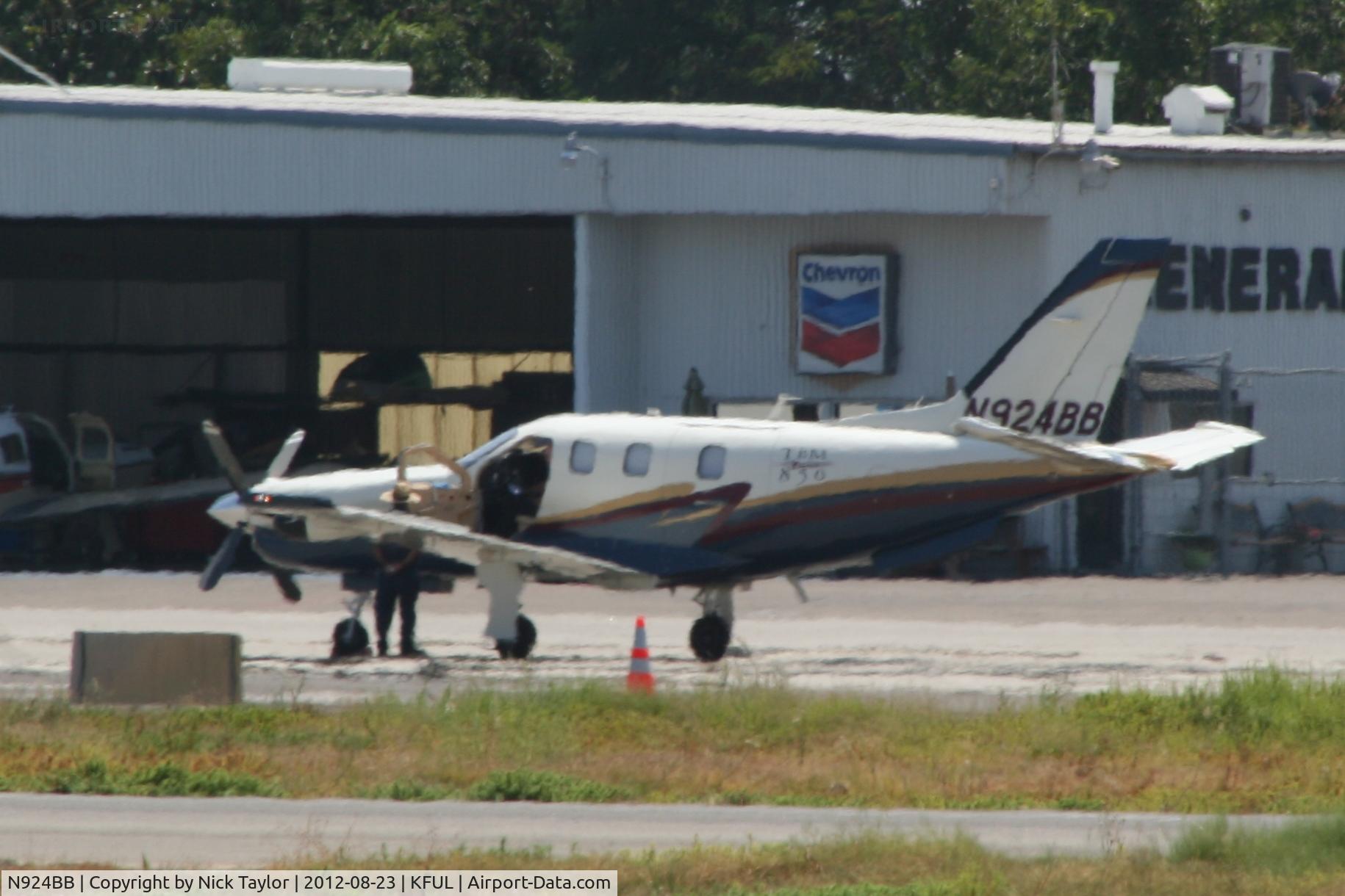 N924BB, 2007 Socata TBM-700 C/N 405, Parked on the south side