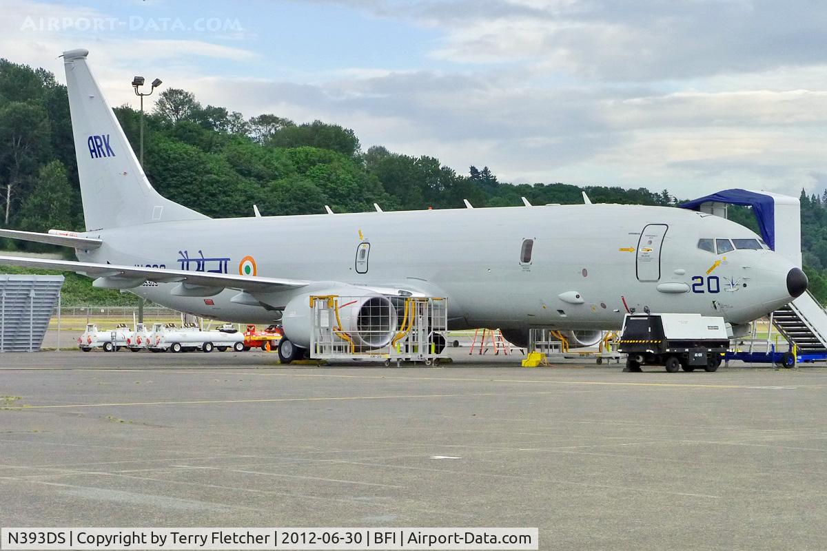 N393DS, Boeing 737-8FV C/N 40610, Boeing Co 737-8FV, c/n: 40610 destined for Indian Navy as Serial 320