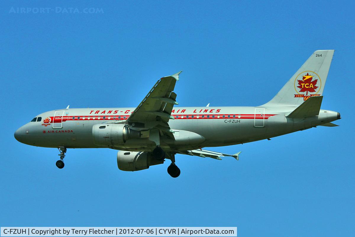 C-FZUH, 1997 Airbus A319-114 C/N 711, Retro Scheme on 1997 Airbus A319-114, c/n: 711