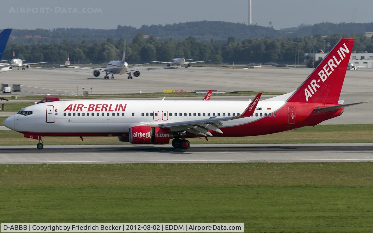 D-ABBB, 2001 Boeing 737-86J C/N 32624, decelerating after touchdown