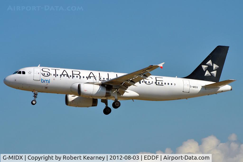 G-MIDX, 2000 Airbus A320-232 C/N 1177, On finals r/w 25L