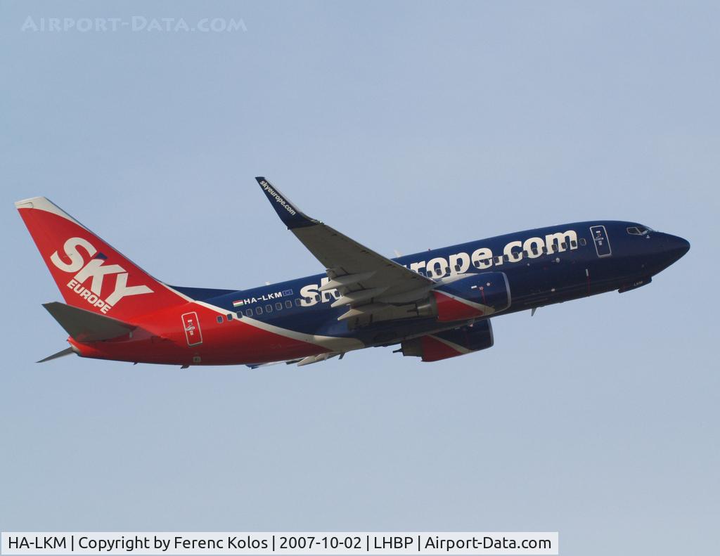 HA-LKM, 2007 Boeing 737-76N C/N 34758, Ferihegy