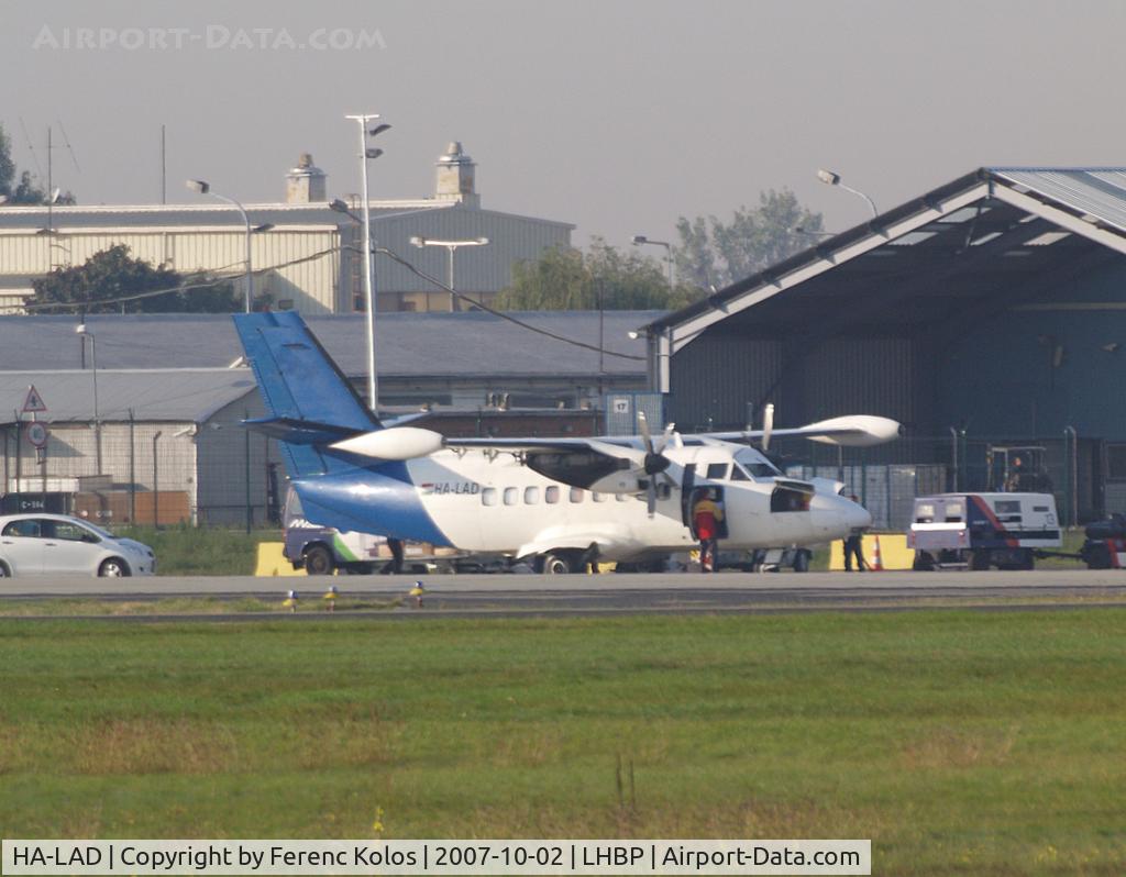 HA-LAD, 1990 Let L-410UVP-E8A Turbolet C/N 902516, Ferihegy