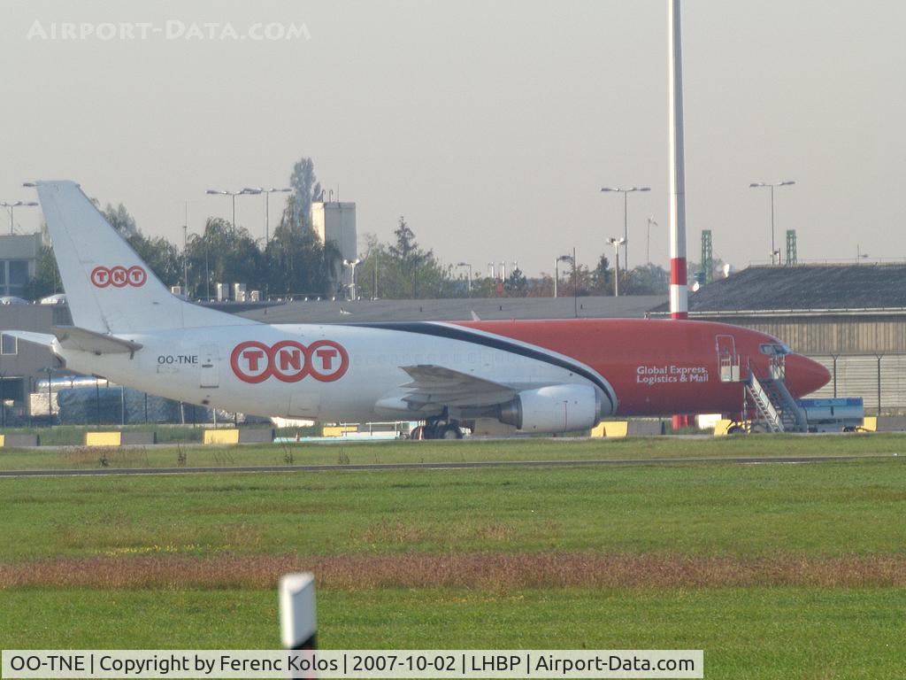 OO-TNE, 1986 Boeing 737-3Q8 C/N 23535, Ferihegy
