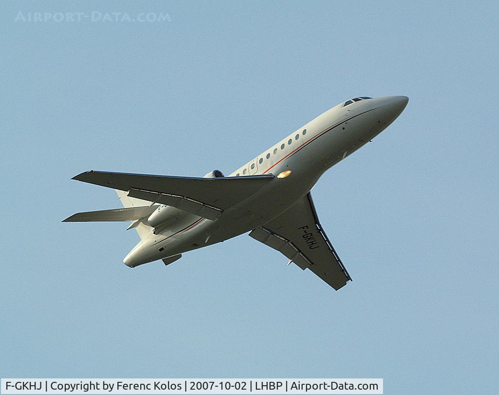 F-GKHJ, 1987 Dassault Falcon 900B C/N 011, Ferihegy