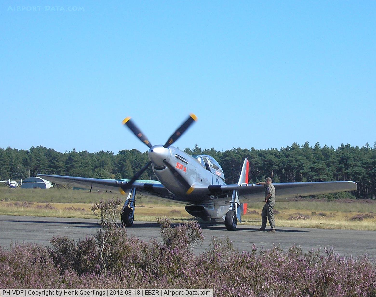 PH-VDF, 1944 North American TF-51D Mustang C/N 122-39381, Fly In