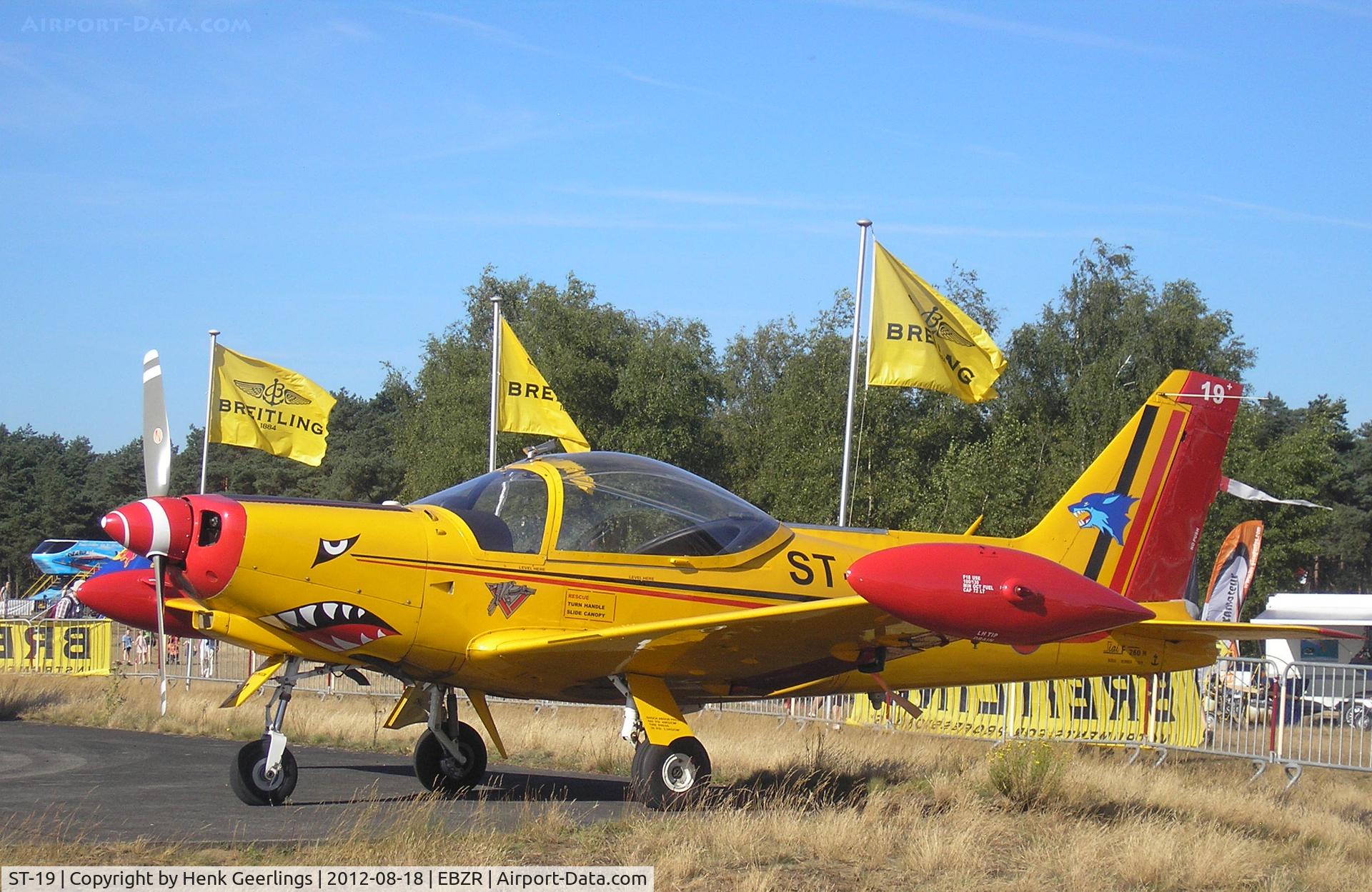 ST-19, 1970 SIAI-Marchetti SF-260M C/N 10-19, Fly In